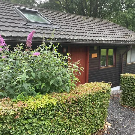 9 La Boverie Chalet