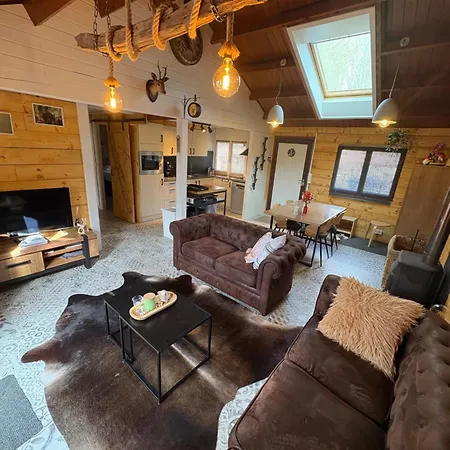 9 La Boverie Chalet *