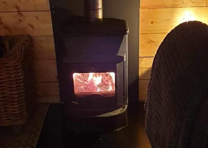 9 La Boverie Chalet *